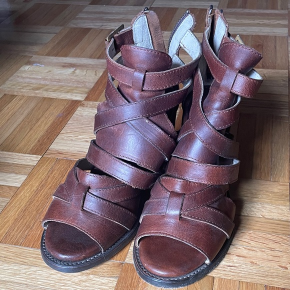 freebird Shoes - Freebird Dark Brown Strappy Sandals